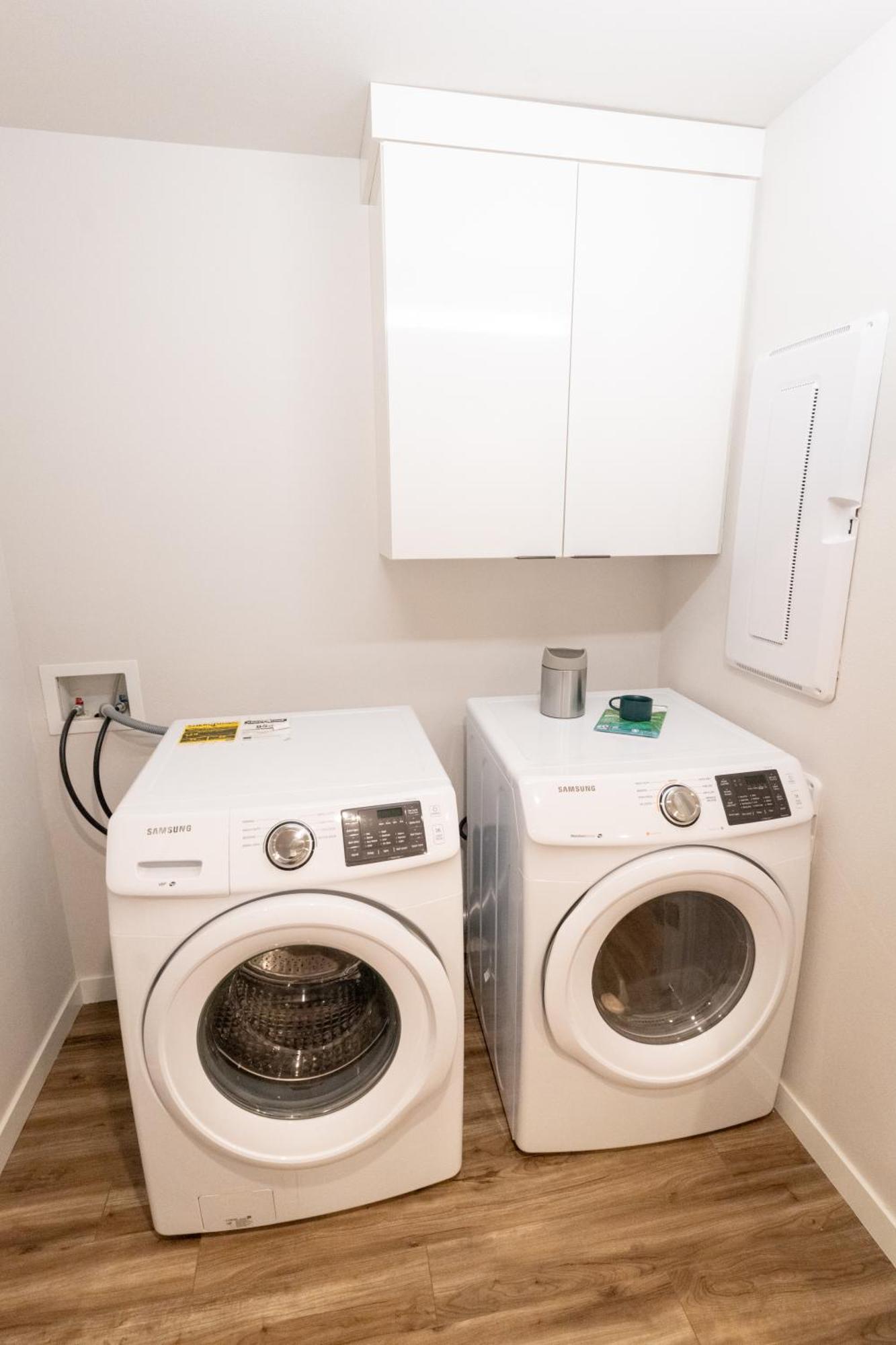 Comfy Family Home, Walkable Neighborhood + Patio! Portland Luaran gambar