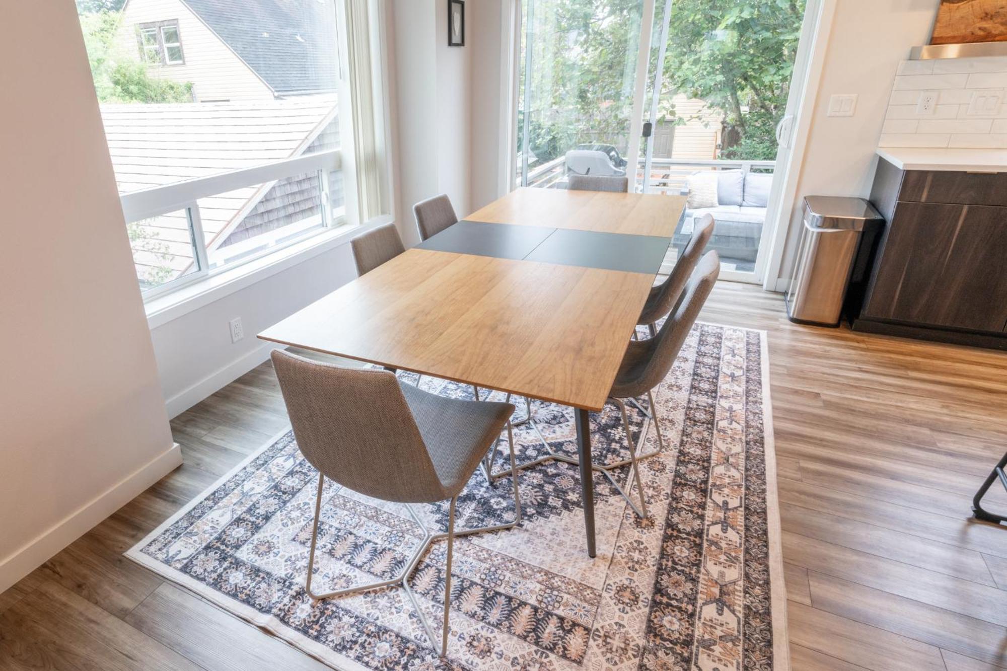 Comfy Family Home, Walkable Neighborhood + Patio! Portland Luaran gambar