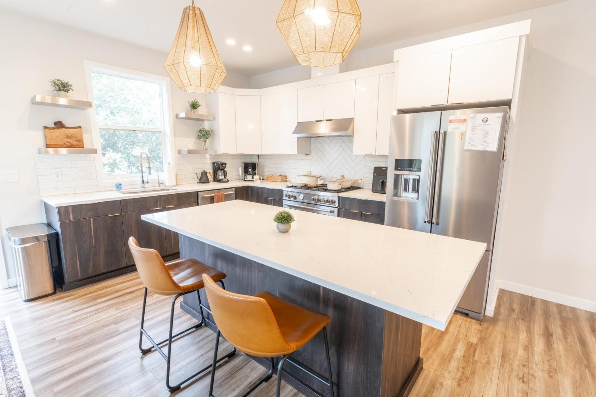 Comfy Family Home, Walkable Neighborhood + Patio! Portland Luaran gambar