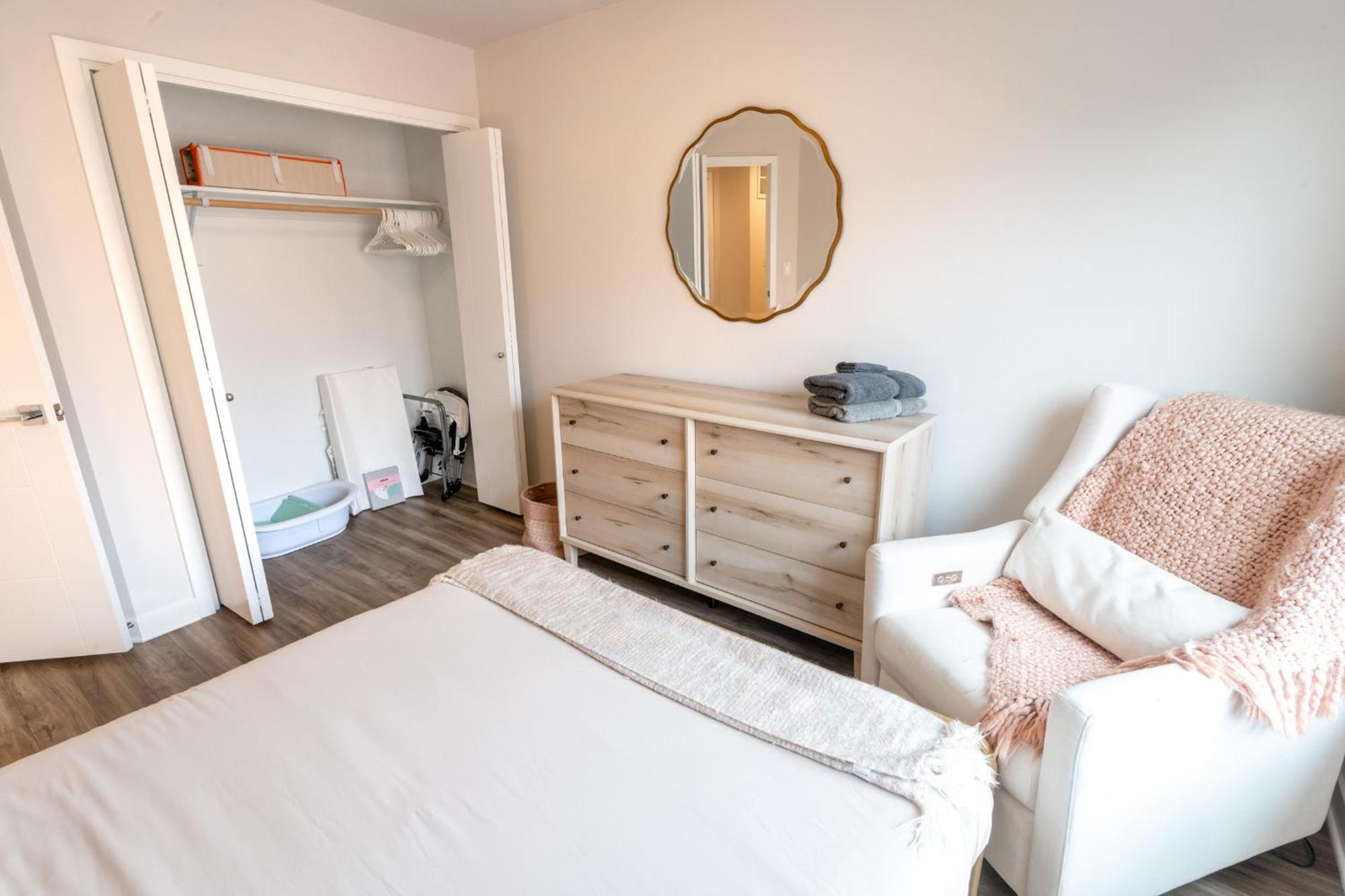 Comfy Family Home, Walkable Neighborhood + Patio! Portland Luaran gambar