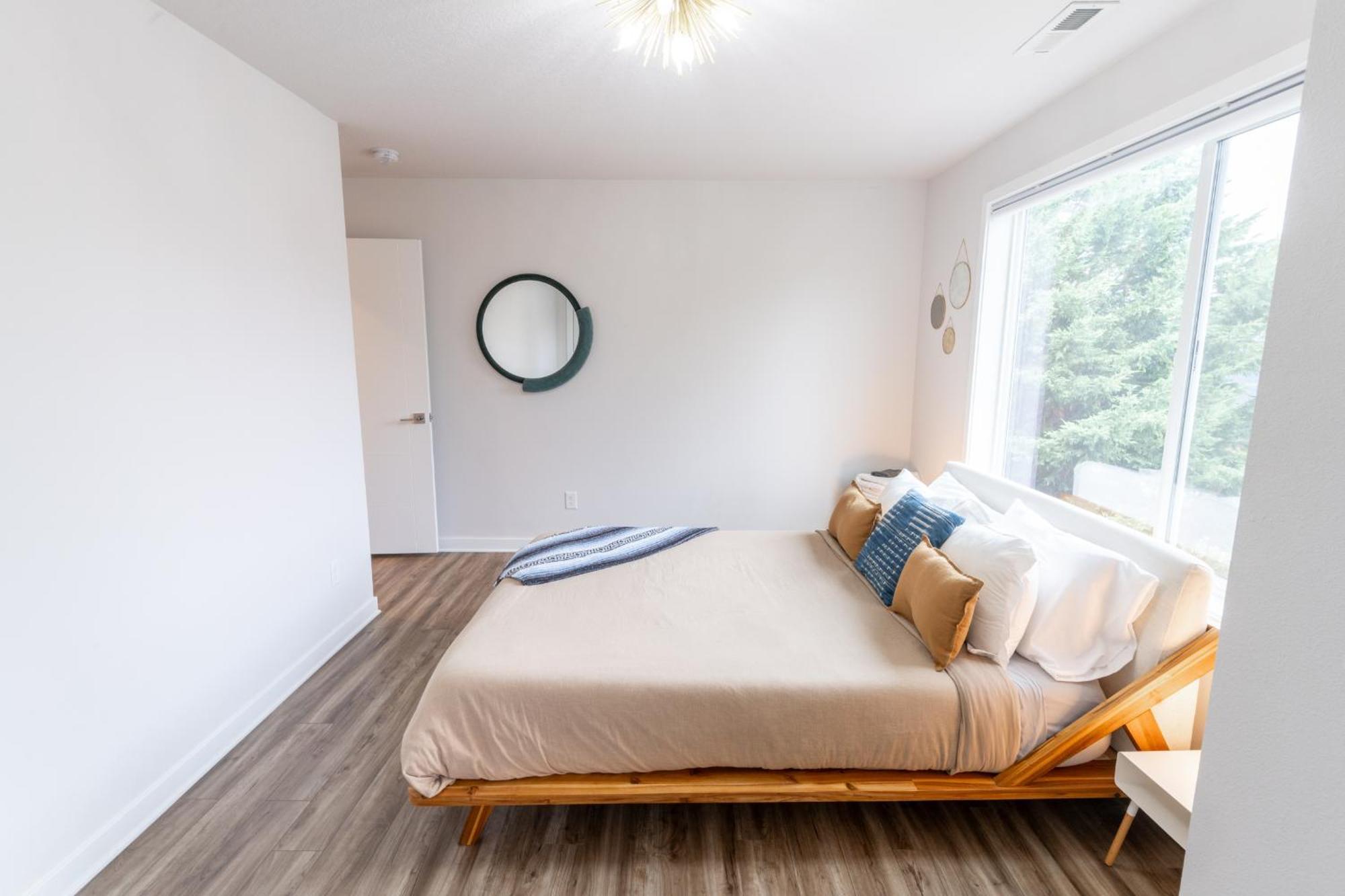Comfy Family Home, Walkable Neighborhood + Patio! Portland Luaran gambar